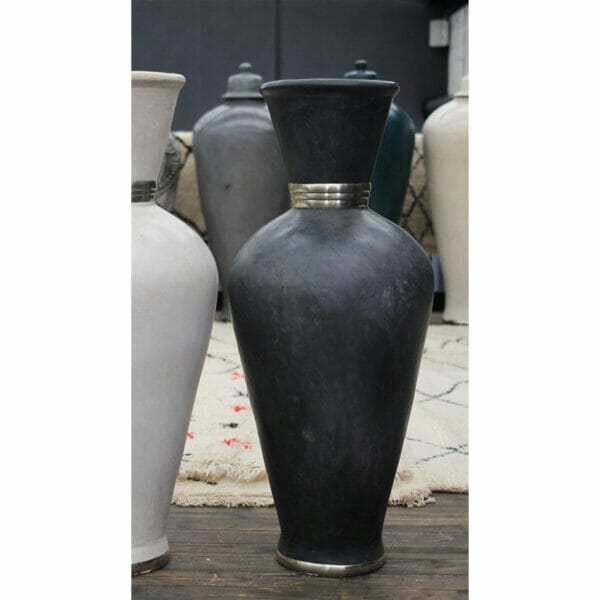 grande jarre décorative gris en terre cuite céramique avec anneaux argentés