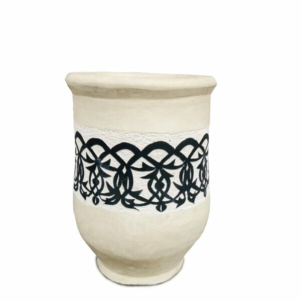 jarre cache pot écru à motifs noirs petit modèle poterie