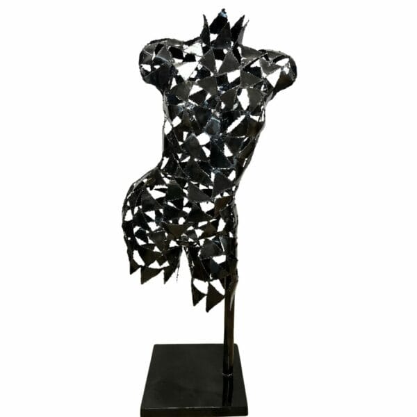 Sculpture buste complet en métal artisanal décoration boutique plume magasin de déco Rouen le petit quevilly normandie