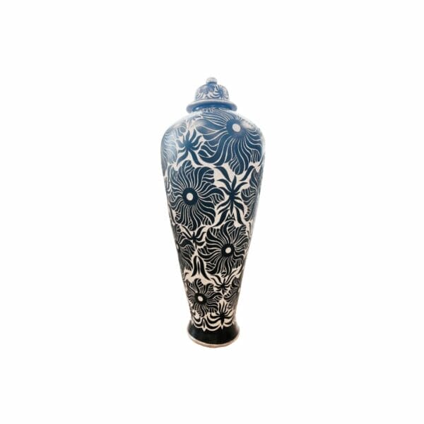 Notre jarre noire et blanche sculptée artisanale en céramique d'1m80 décoration boutique plume magasin de déco rouen le petit quevilly normandie