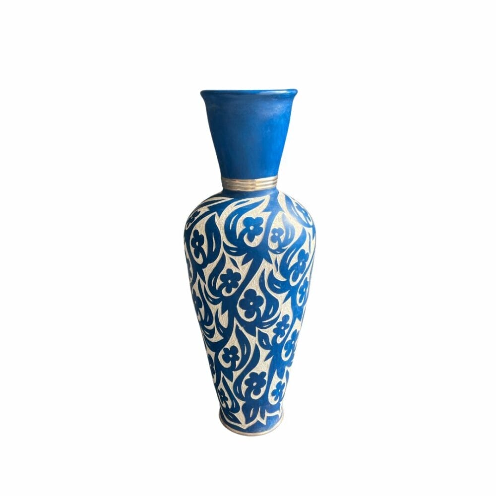 Jarre florale bleu majorelle artisanale en céramique une décoration de la boutique plume magasin de déco aux docks76 rouen normandie