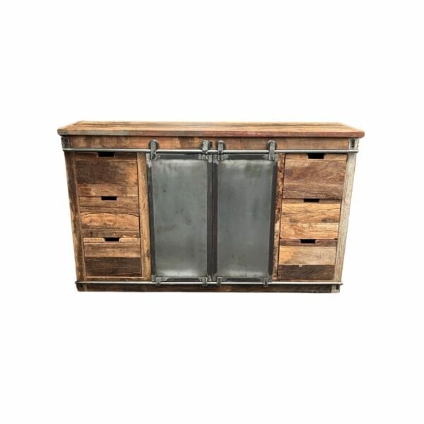 Buffet industriel en bois avec portes coulissantes en métal et 6 tiroirs meuble décoration de la boutique plume magasin de déco aux docks76 à Rouen en normandie
