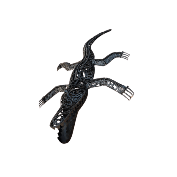 Sculpture en métal artisnale crocodile 2 mètres décoration de la boutique Plume magasin de déco aux docks76 à Rouen normandie